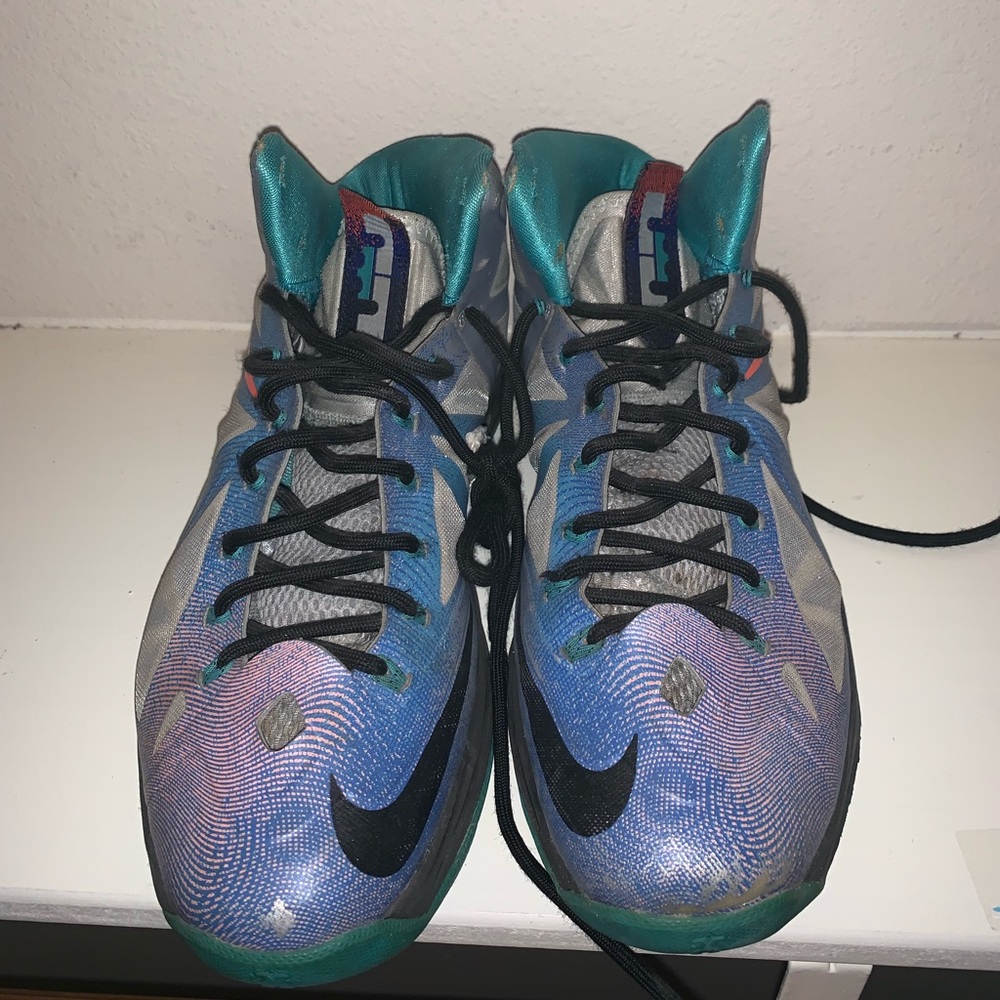 Lebron 10 “pure platinum” shoes